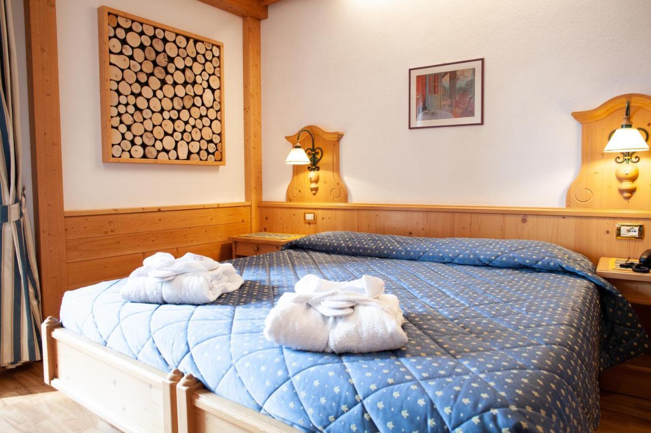 Hotel Posta Forni di Sopra Exterior photo